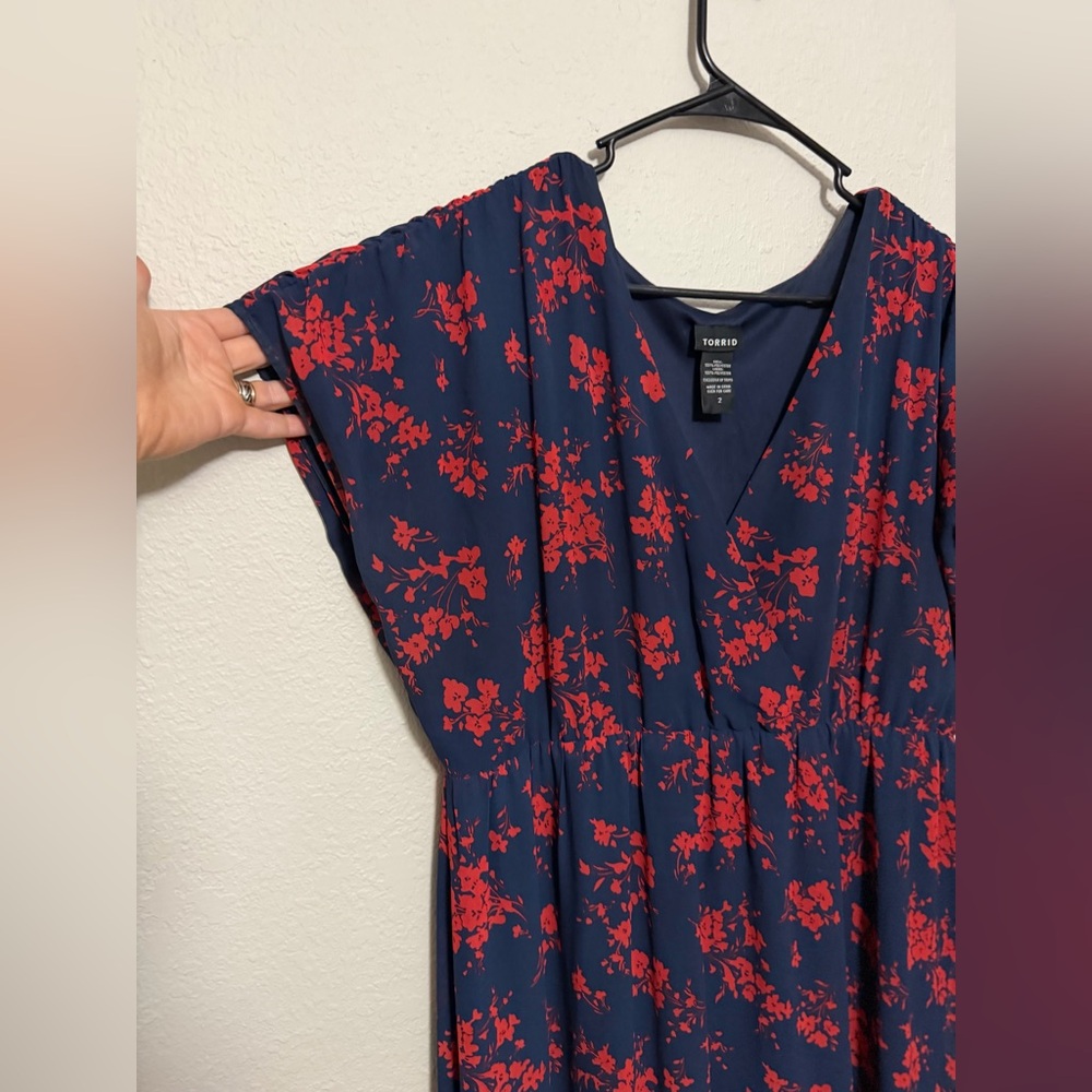 NEW Torrid Dark Blue Dress with Red Floral Print - Picture 4 of 7